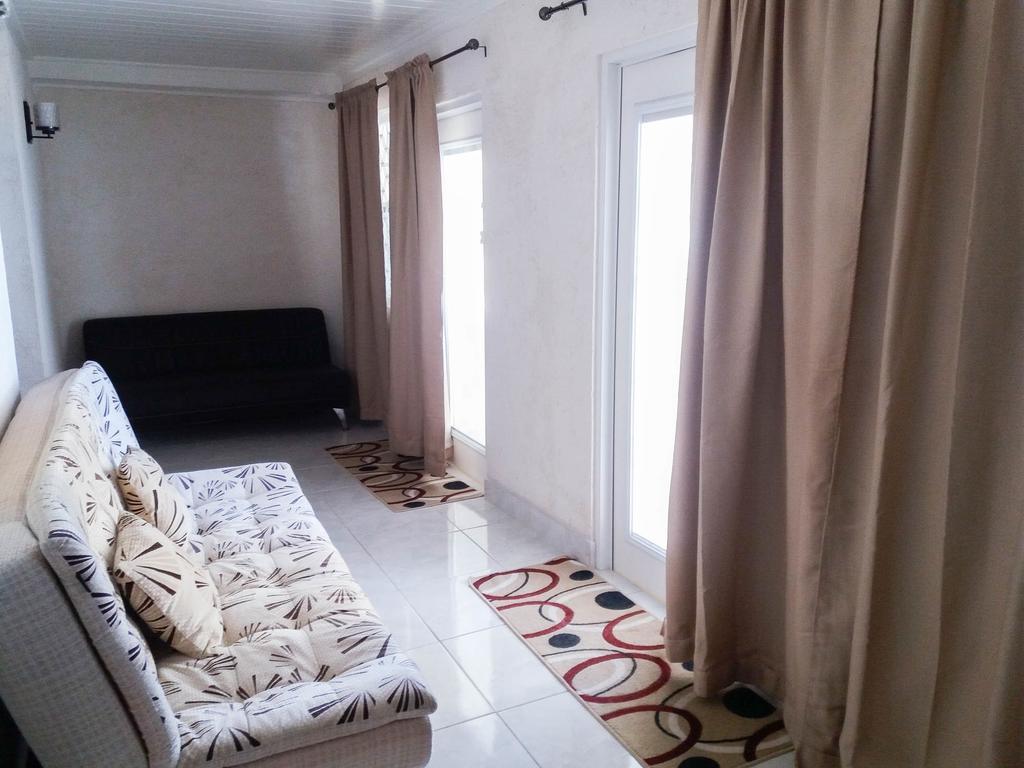 Chateau Blanc Apartments On Sea Christ Church Ngoại thất bức ảnh
