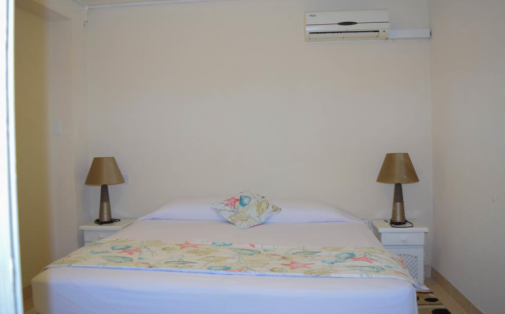 Chateau Blanc Apartments On Sea Christ Church Ngoại thất bức ảnh