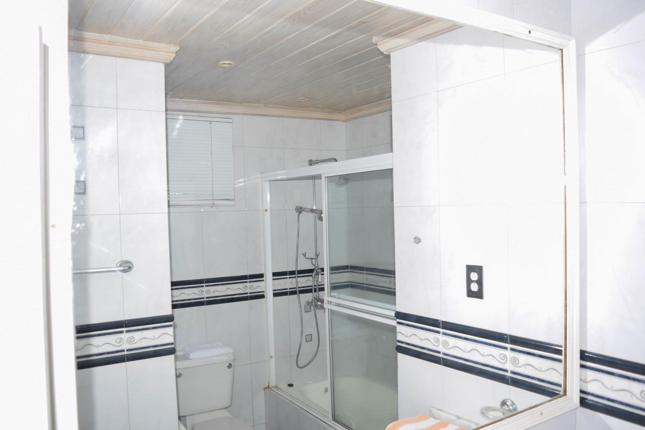 Chateau Blanc Apartments On Sea Christ Church Ngoại thất bức ảnh