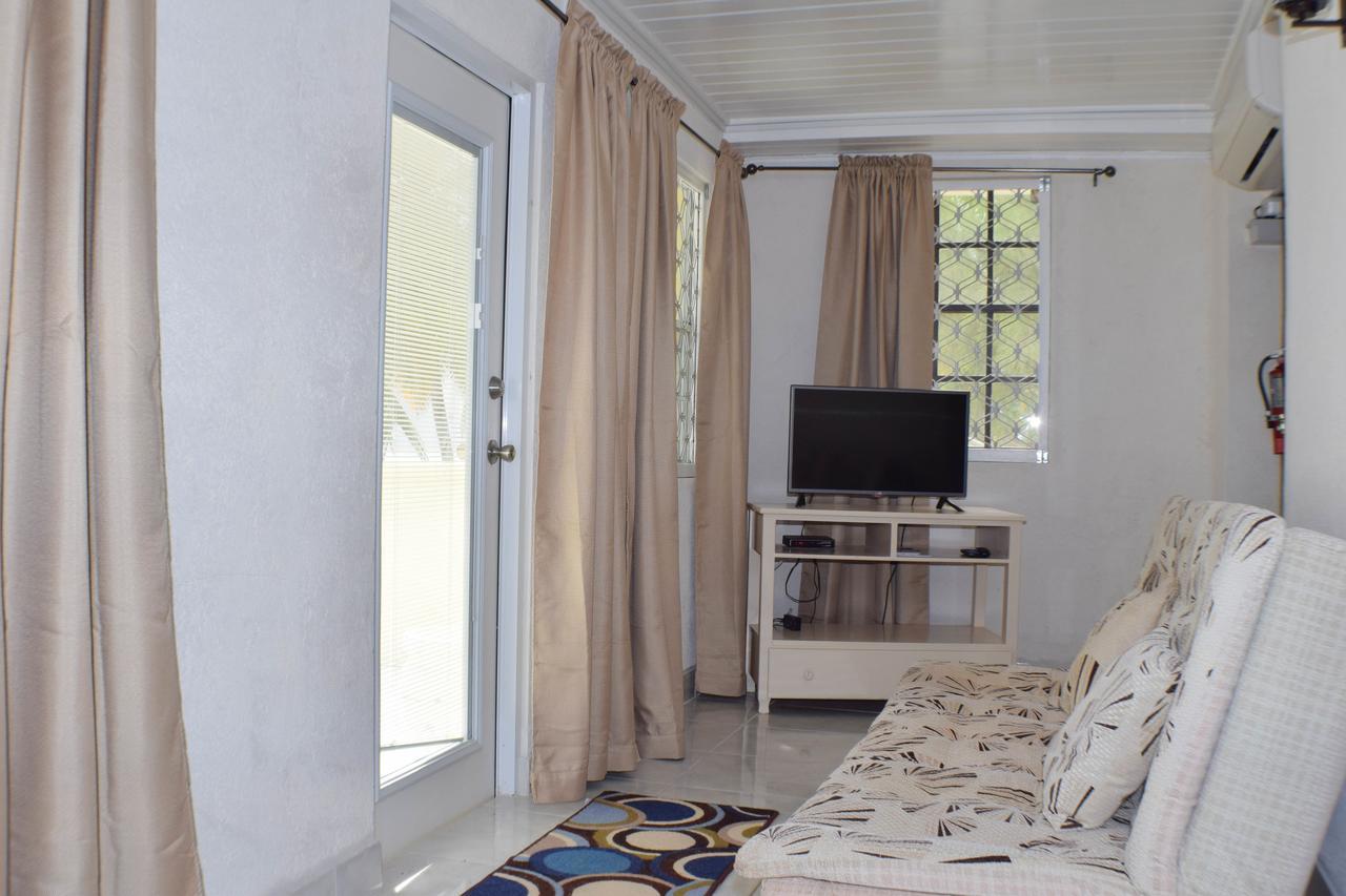 Chateau Blanc Apartments On Sea Christ Church Ngoại thất bức ảnh