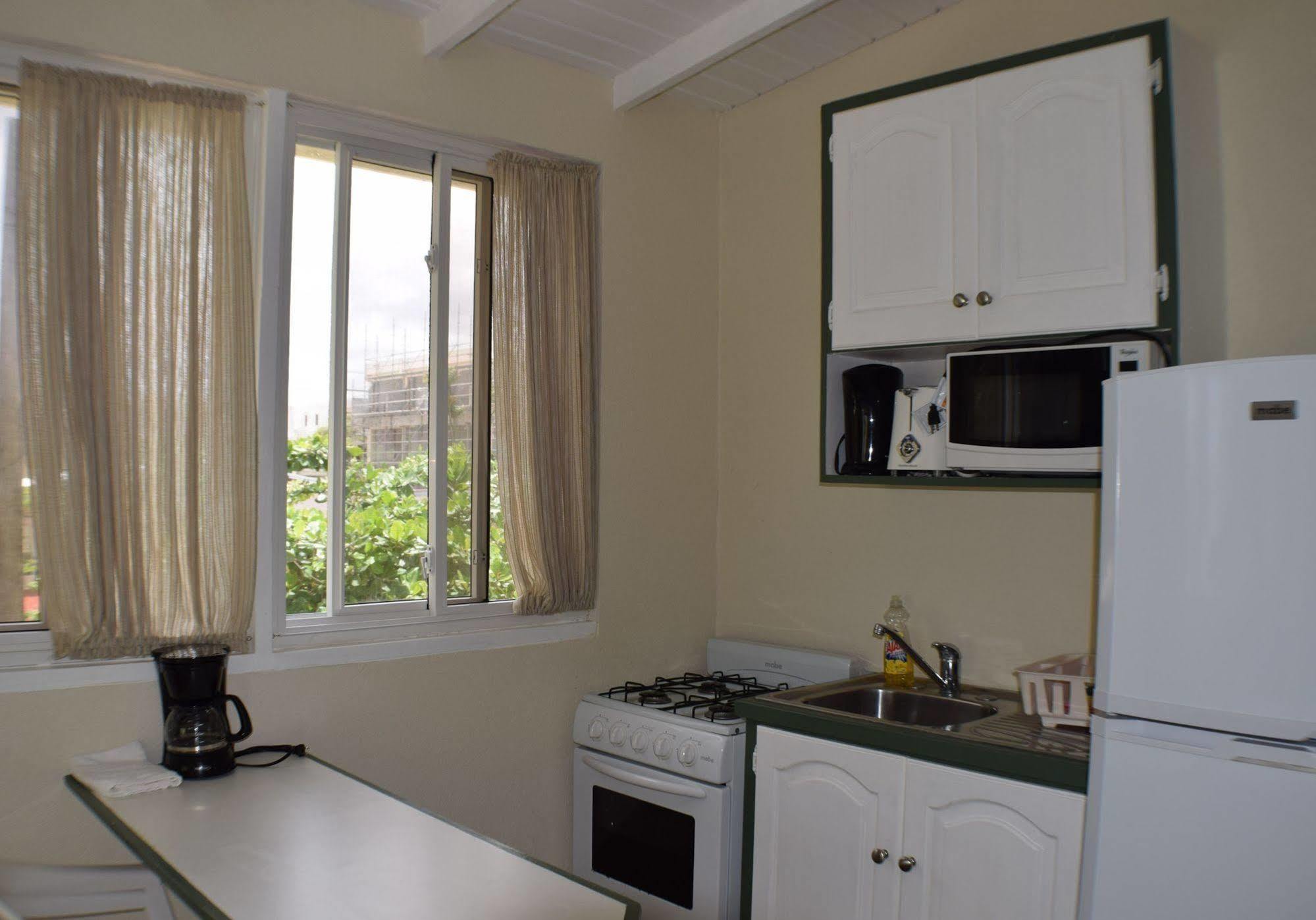 Chateau Blanc Apartments On Sea Christ Church Ngoại thất bức ảnh